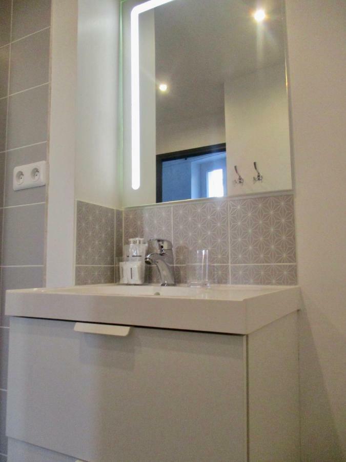 Le Petit Hyerois Apartment Hyeres Room photo