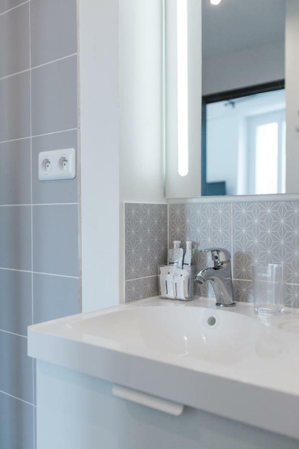 Le Petit Hyerois Apartment Hyeres Exterior photo